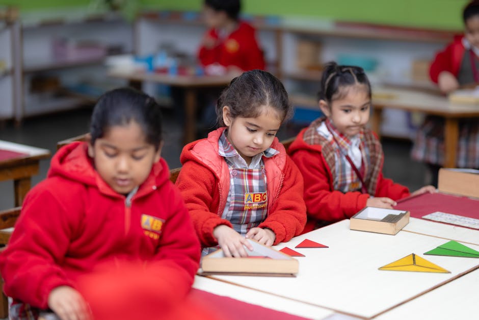 Students learning at SpeakJoy School
